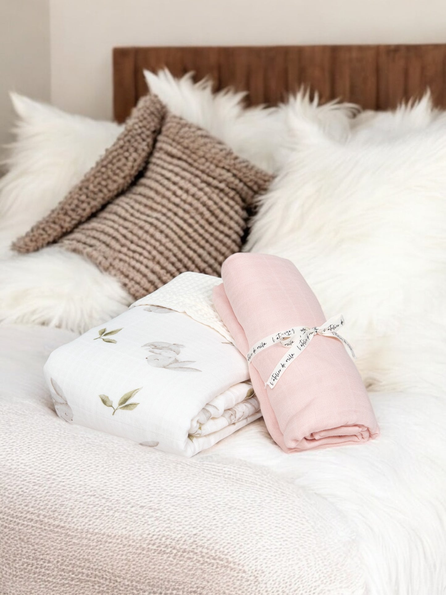 Duo soft pink muslin + Waffle bunny